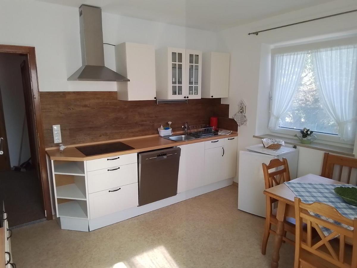 Ferienwohnung Auszeit Anger Esterno foto