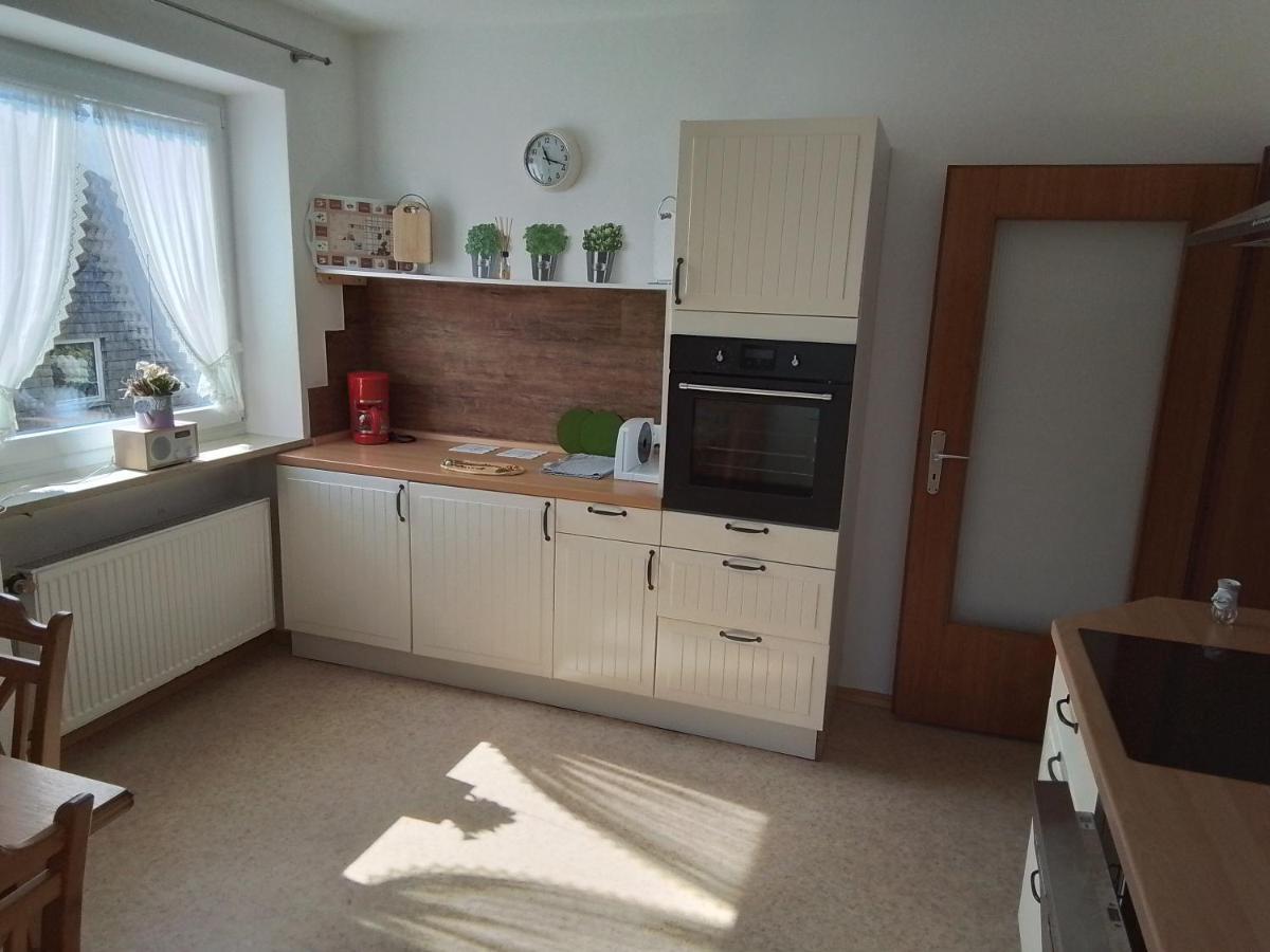 Ferienwohnung Auszeit Anger Esterno foto